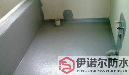 在卫生间做防水时,如何避免破坏防水层?