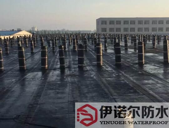 在实际施工过程中,要如何确保防水补漏的效果呢?